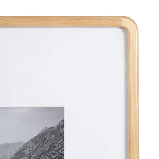 Kate and Laurel 16" x 20" Inglewood Picture Frames with 8" x 10" Mat